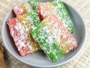 Menu Harian Ramadan 2: Sentiling Singkong Legit dan Asem-asem Ayam yang Segar Menu Harian Ramadan 2: Sentiling Singkong Legit dan Asem-asem Ayam yang Segar