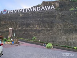 Daya Tarik Pantai Pandawa, Indahnya Pasir Putih dan Laut Biru Kehijauan