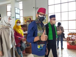 Tarik Minat Wisatawan, Sandiaga Usul Bangun Kereta Gantung di Setu Babakan