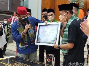 Masuk Daftar 50 Desa Wisata Terbaik, Setu Babakan Disambangi Sandiaga