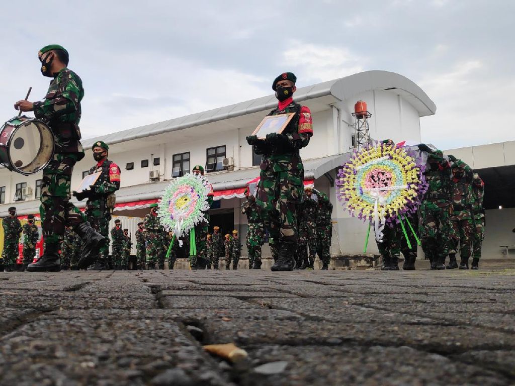 Jenazah 4 TNI Gugur di Maybrat Tiba di Sulsel, 2 Langsung Dibawa ke Rumah Duka