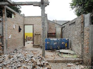 Hitung-hitungan Biaya Bongkar Rumah Hitung-hitungan Biaya Bongkar Rumah