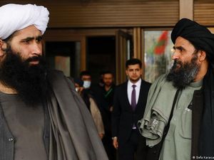 Adidaya Dunia Cari Cara Berdiplomasi dengan Taliban