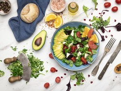 Anjuran Rasulullah SAW Untuk Mengambil Makanan yang Sudah Jatuh