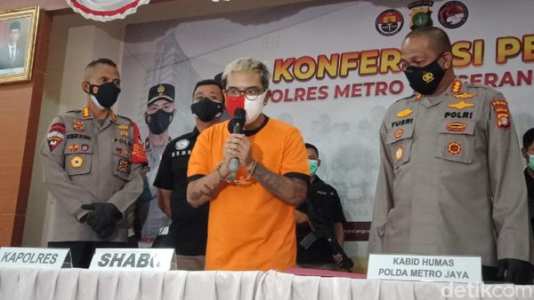 Potret Coki Pardede Berbaju Tahanan, Sampaikan Penyesalan