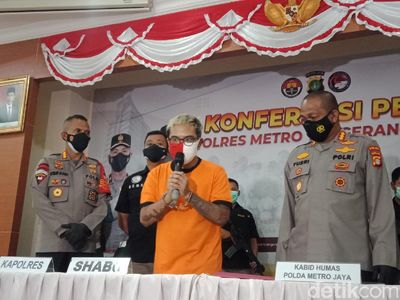 Potret Coki Pardede Berbaju Tahanan, Sampaikan Penyesalan
