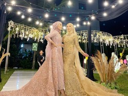 Viral Kisah Unik Anak Kembar Nikah Bareng, Takut Para Suami Salah Masuk