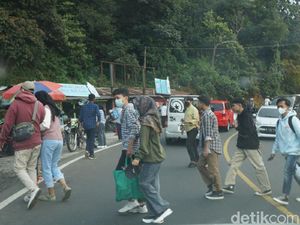 Warganet: Nongkrong Rp 250 Ribu, Puncak Harusnya Bebas Warung