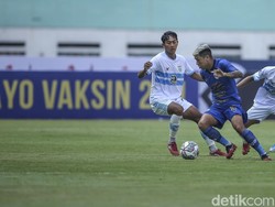 Riyan Ardiyansyah mencetak gol saat laga sudah berjalan lebih dari 90 menit. Pemain bernomor punggung 14 itu sukses memanfaatkan assist dari Nerius Alom. 1-0 PSIS memimpin yang bertahan sampai akhir laga.
