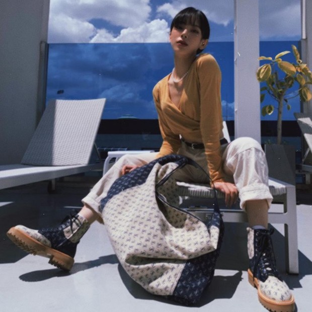 Instagram.com/noze_wayb Inspirasi fashion ala Noze Wayb dengan warna earth tonee.