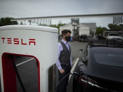 Harga Mobil Listrik Tesla Naik Dua Kali dalam Seminggu
