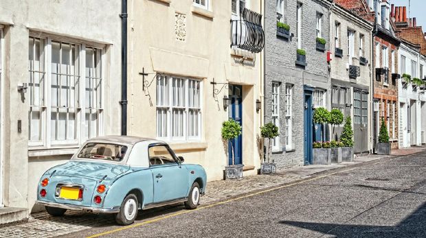Pemandangan mews, pemukiman budak di London, Inggris Pemandangan mews, pemukiman budak di London, Inggris
