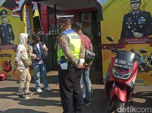 Pemotor Nekat Tukar Pinjam Plat Nopol Demi Lolos Gage di Puncak Bogor