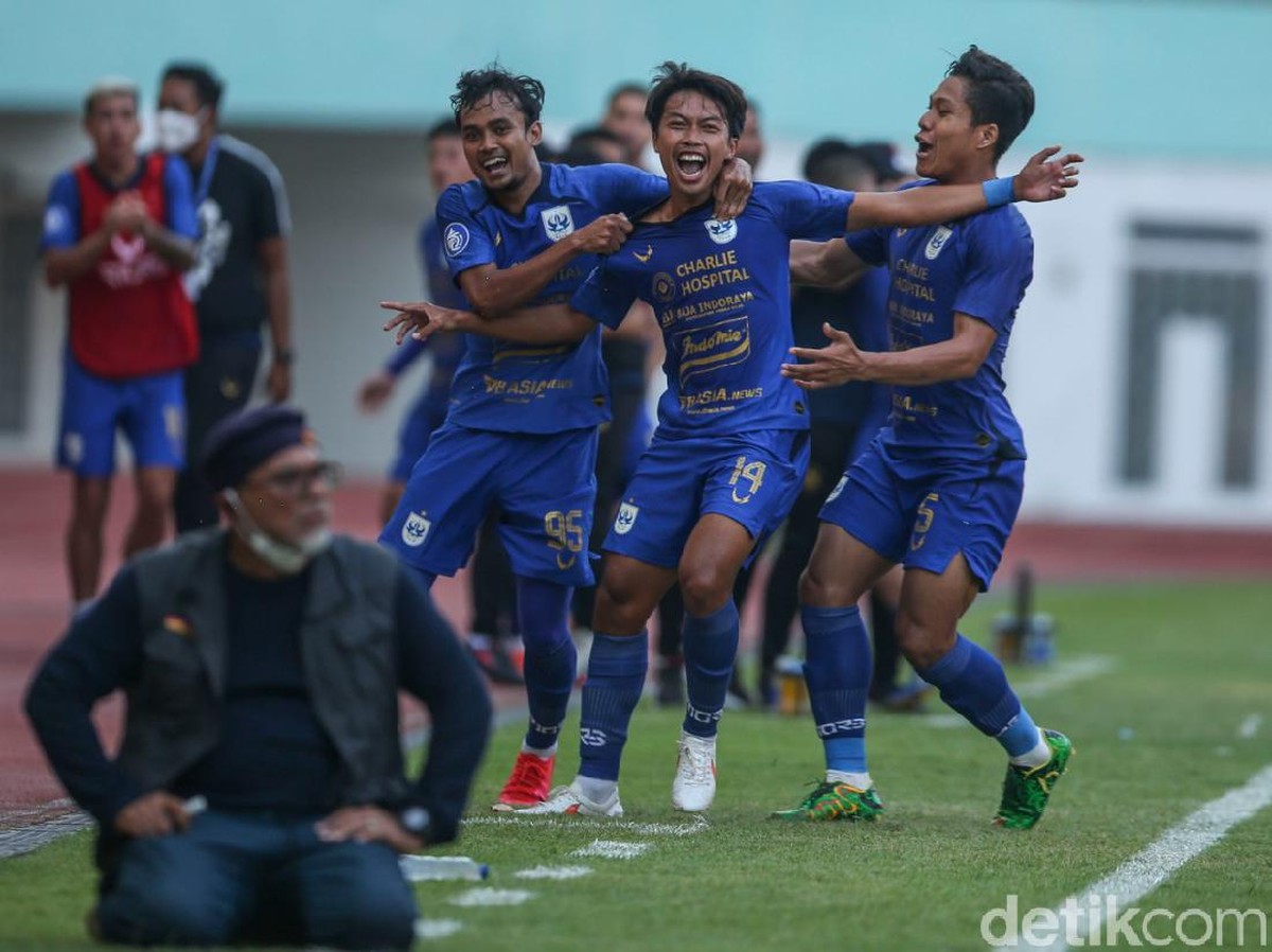 PSIS Semarang menang dramatis atas Persela Lamongan, Imran Nahumarury membungkam Iwan Setiawan. (Foto: detikcom/Rifkianto Nugroho)