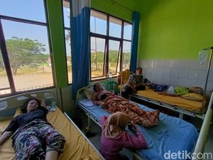 Puluhan Warga Karawang Keracunan Makanan, Polisi Periksa 10 Saksi