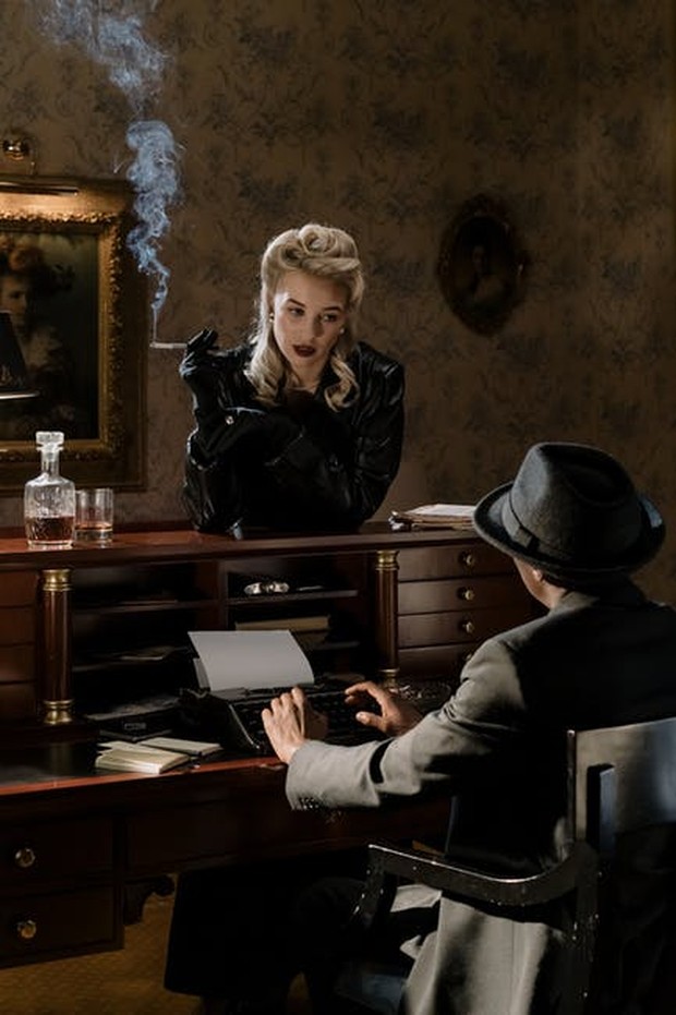 Venustraphobia adalah ketakutan terhadap wanita cantik.