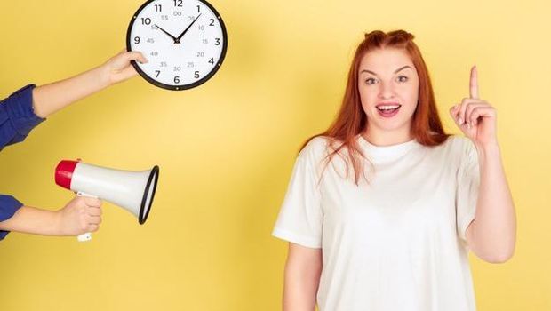Takut terlambat, si overthinker pilih selalu tepat waktu/Foto: freepik/master1305
