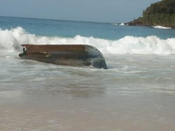 Ini Penampakan Kapal Telungkup di Aceh Berisi Mayat Tanpa Kepala-Lengan