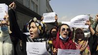 Ketika Perempuan Afghanistan Turun ke Jalan