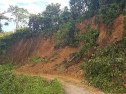 Longsor di Polman Sulsel, Akses Jalan Penghubung 3 Kecamatan Tertutup