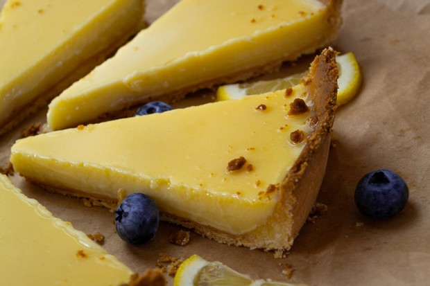 cake adalah makanan manis