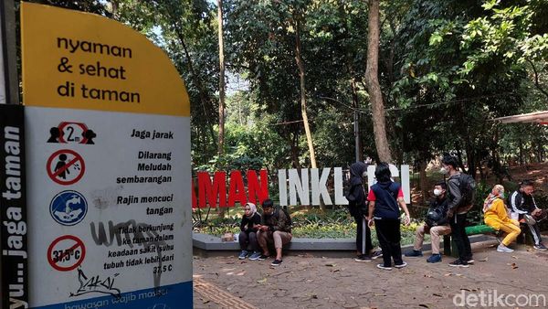 Meski Belum Dibuka, Taman di Kota Bandung Ramai Pengunjung