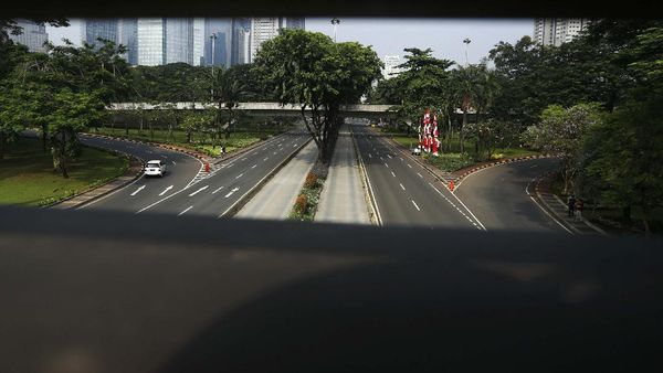 Pesepeda Masih Dilarang Masuk Jalan Jenderal Sudirman