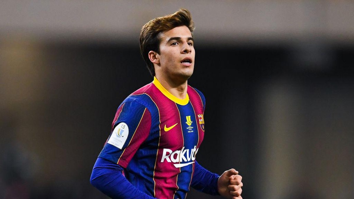 Eks pemain Barcelona, Riqui Puig. (Foto: Getty Images/David Ramos)