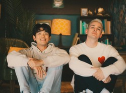 Vaultboy Ajak Eric Nam Perbarui Everything Sucks