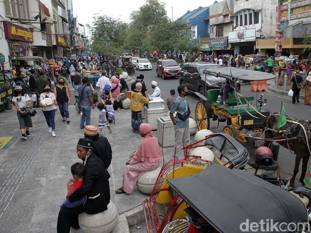 Siap-siap, PKL Malioboro Bakal Direlokasi ke 2 Lokasi Ini Tahun Depan Siap-siap, PKL Malioboro Bakal Direlokasi ke 2 Lokasi Ini Tahun Depan