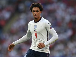 Southgate Ungkap Alasan Mainkan Alexander-Arnold Jadi Gelandang