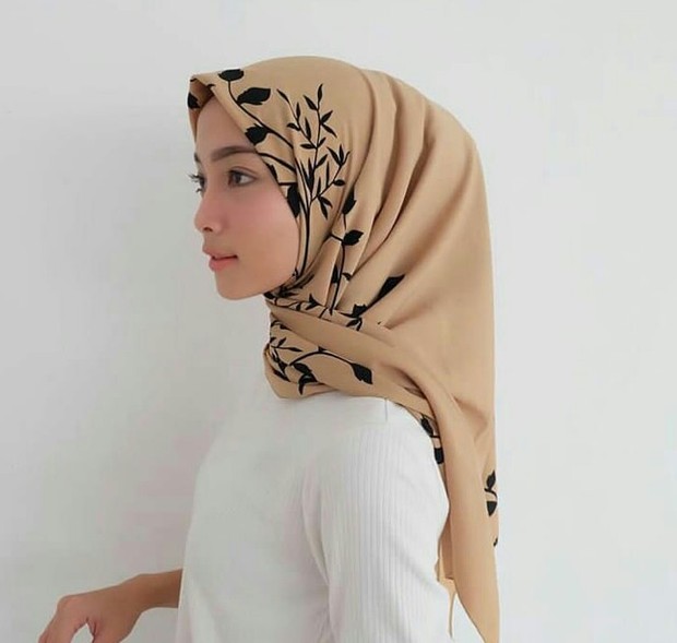 Bahan wolfis terbuat dari 100% polyester