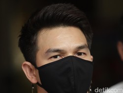 Dituding Mempermainkan Agama, Begini Respons Jonathan Frizzy