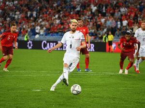 Roberto Mancini Bela Jorginho yang Gagal Penalti Lawan Swiss