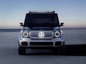 Lihat Aksi Mercy G-Class Full Elektrik yang Senyap Tanpa Suara Lihat Aksi Mercy G-Class Full Elektrik yang Senyap Tanpa Suara