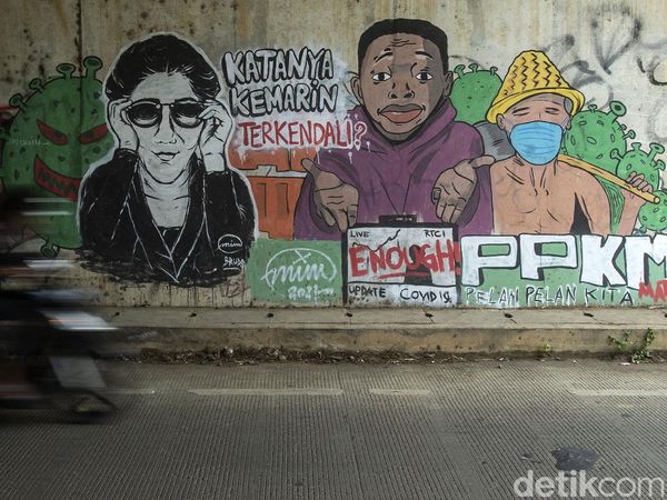 Mural Pelan Pelan Kita Mati Curi Perhatian di Bogor