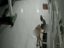 2 Pria Bercelana Dalam Bak Tuyul Maling Kotak Infak di Sumbar Ditangkap