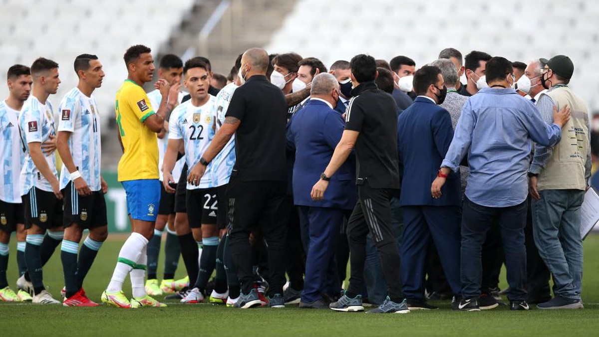 Presiden CBF menyesalkan Brasil vs Argentina ditunda. (Foto: Getty Images/Alexandre Schneider)