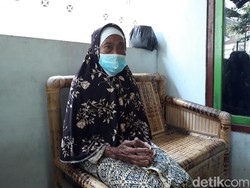 Kisah Menyentuh Mbah Tuginem Wakafkan Mobil Ambulans dari Tabungannya