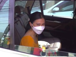 Momen Makan Siang Tyna Kanna dan Kenang Mirdad di Tengah Proses Cerai