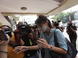 Derita Kekey Gegara Rezky Aditya Tidak Akui Sebagai Anak Derita Kekey Gegara Rezky Aditya Tidak Akui Sebagai Anak