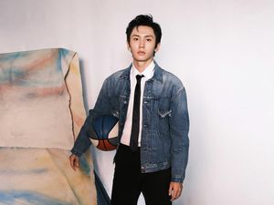 5 Fakta Kontroversi Zhang Zhehan, Dihujat karena Foto Bareng Dewi Soekarno