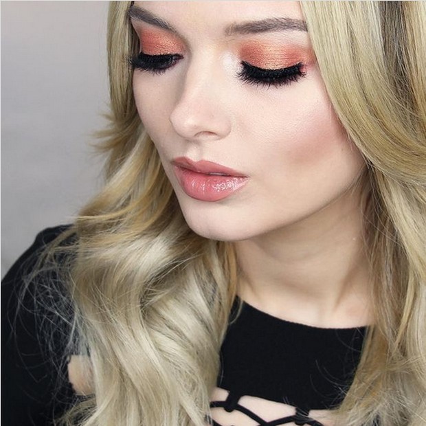 Warna-warna metalic memang paling cocok untuk zodiak cancer