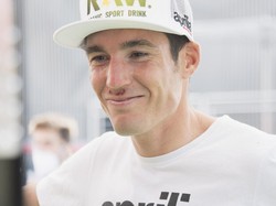 Aleix Espargaro di Paddock Mandalika: The Power of Emak-emak MotoGP!