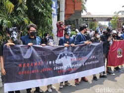 BEM UB Minta Jokowi Tuntaskan Kasus Munir