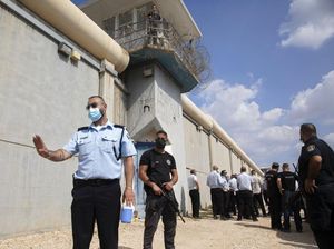 Israel Kembali Tangkapi Kerabat Tahanan Palestina yang Kabur Israel Kembali Tangkapi Kerabat Tahanan Palestina yang Kabur