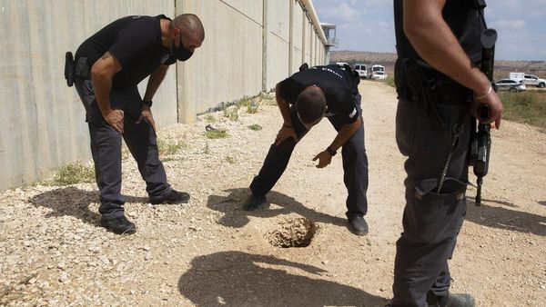 Gali Lubang, 6 Tahanan Palestina Kabur dari Penjara Israel