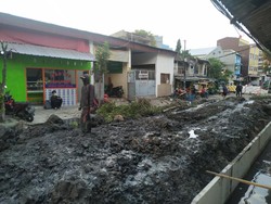 Proyek Got Berlanjut di Jl Pademangan IV, Air PAM Langsung Berhenti