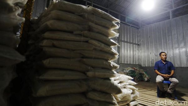 Nih Gudang Beras Bebas Rentenir, Petani Merapat!