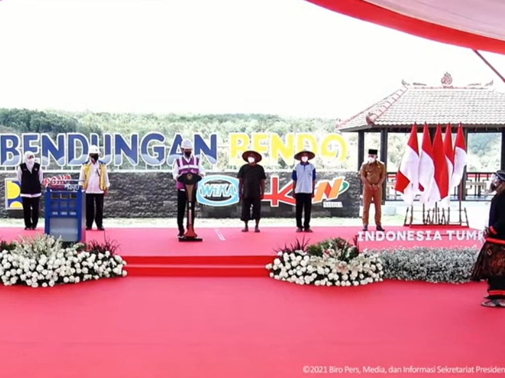 Jokowi Resmikan Bendungan Bendo, Bisa Airi 7.800 Hektare Sawah